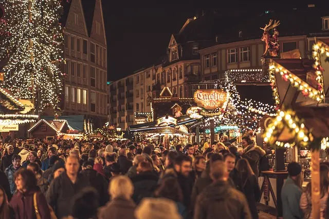 chriswanders-christmas-market-4705877_640