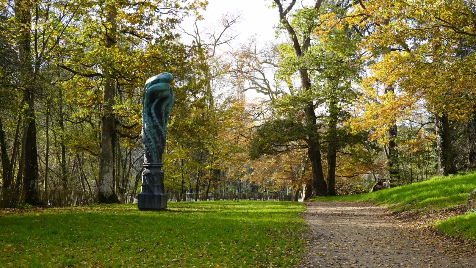 Johan Creten - La Grande Colonne - Garenne Lemot.
