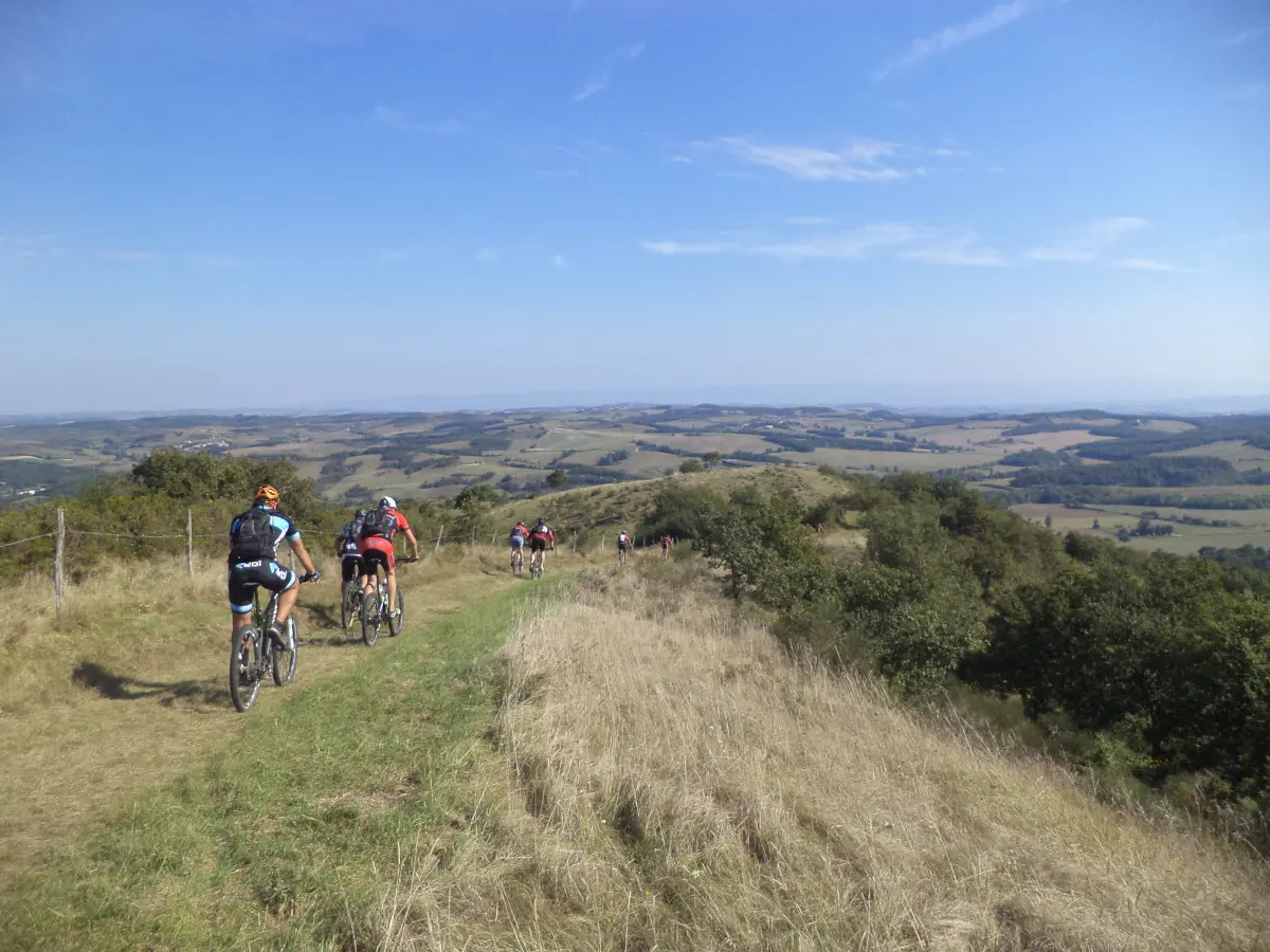 RANDO RAZÈS