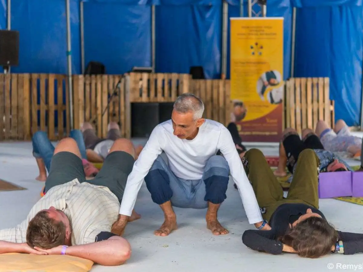 STAGE DE YOGA RESTAURATIF