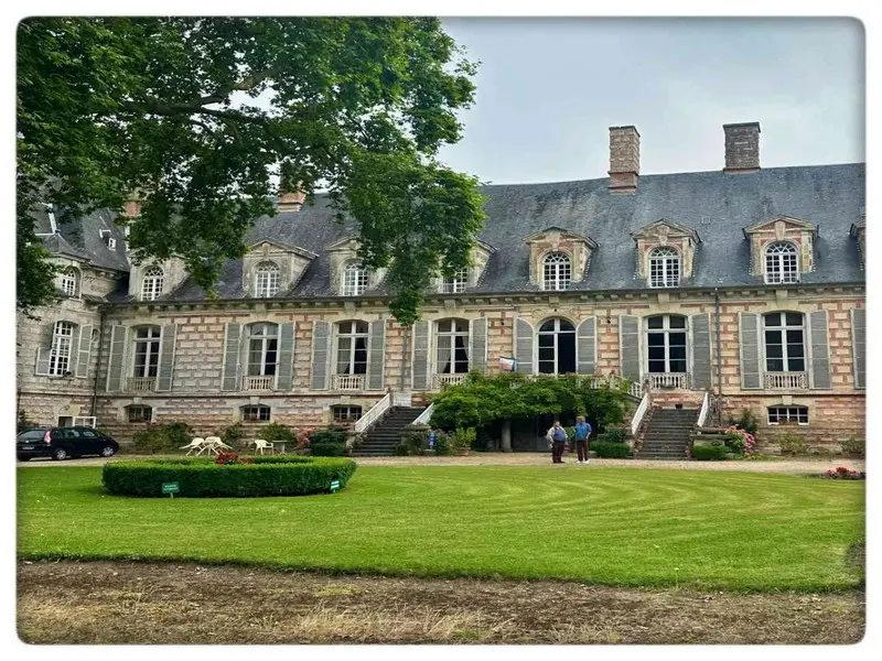 Chateau-Le-Kinnor