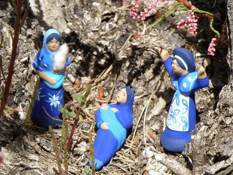 Exposition-des-Creches-du-Monde-à-Lisieux-creche