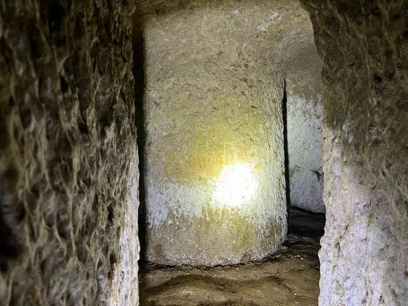 Souterrain-initiatique-de-la-Bove-des-Chevaliers