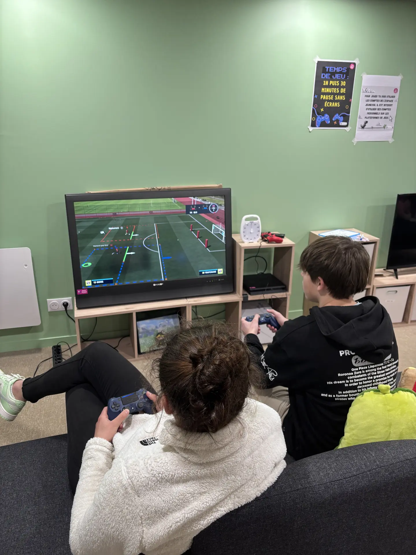 2025-02-11 Soirée FIFA avec Joueuses d'EAG 10-17 ans (4)