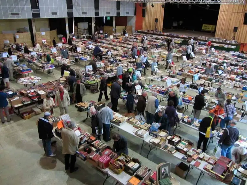 Foire aux livres Amnesty Ial
