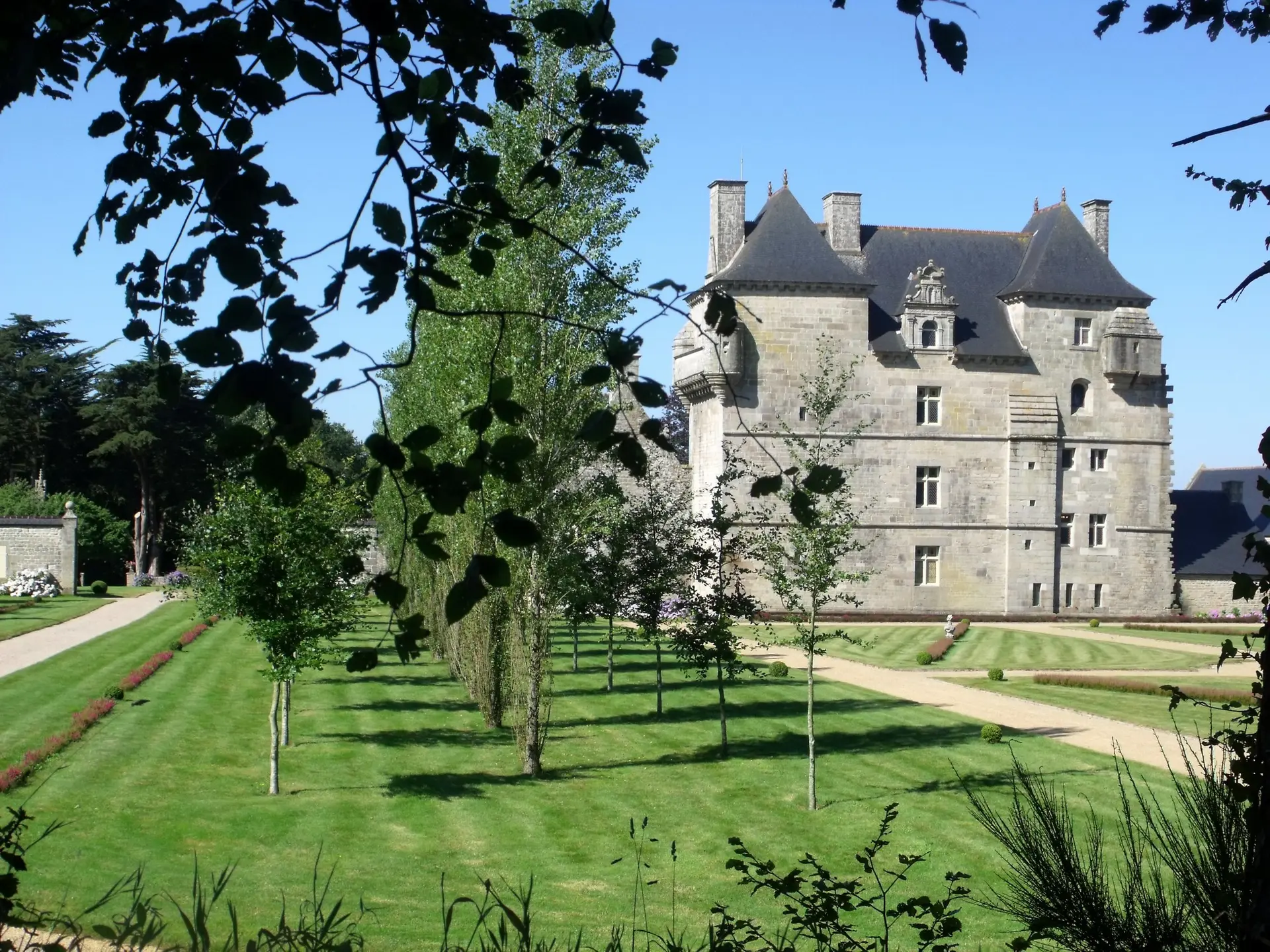 Kerroué château  © G. Leroi (1)