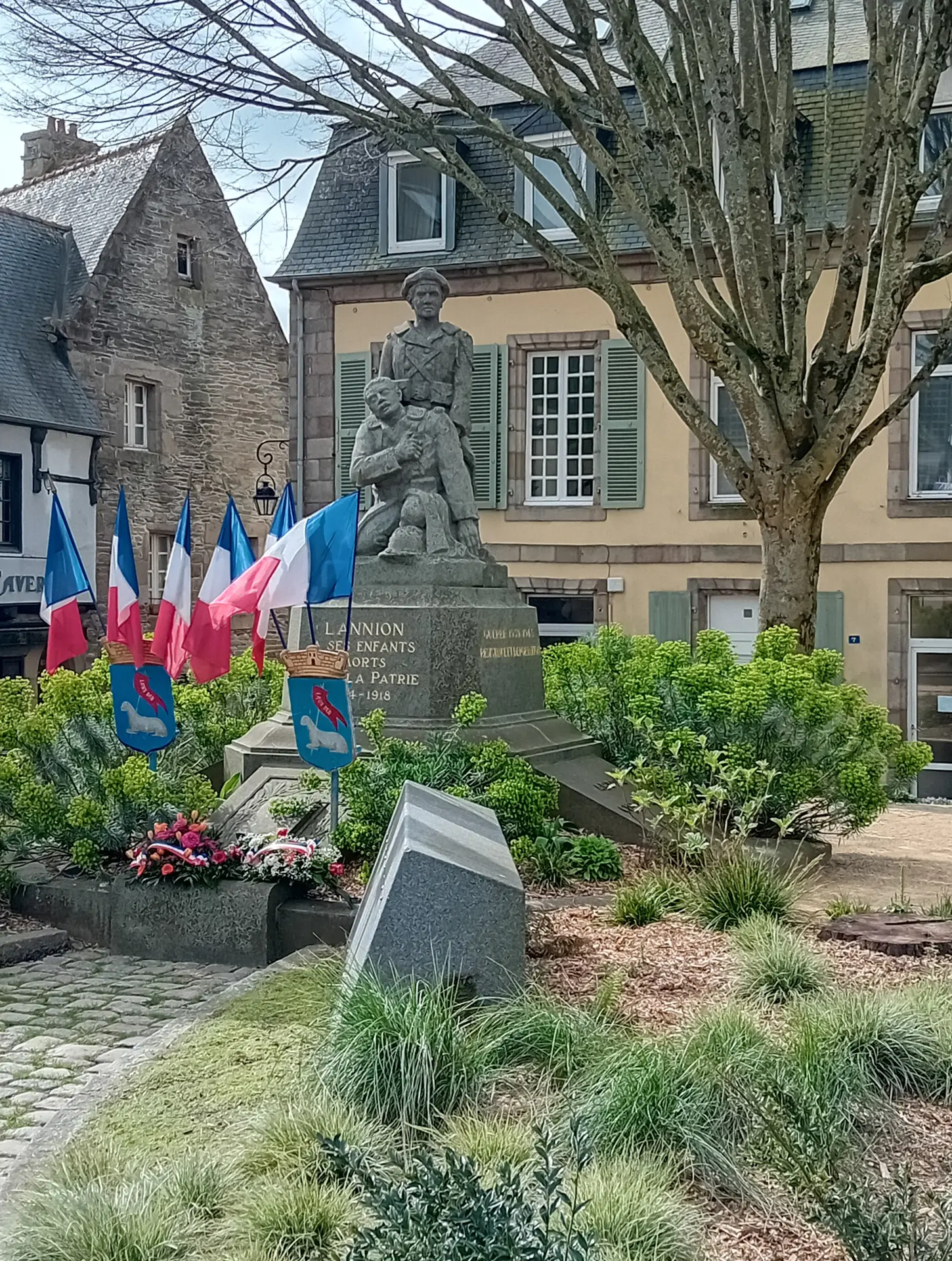 Musée invisible Monument Morts Lannion