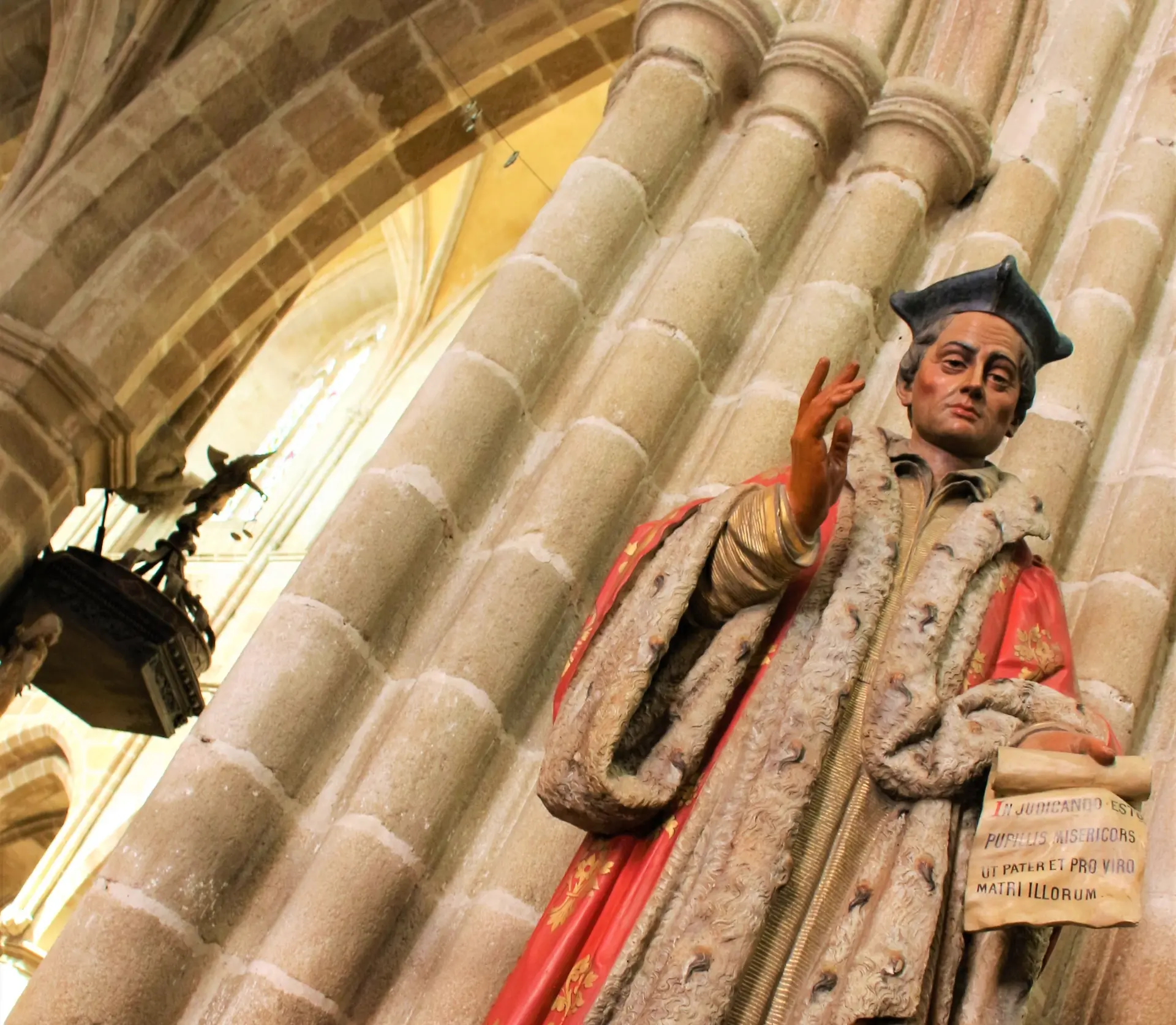 Visite-guidee-de-Treguier