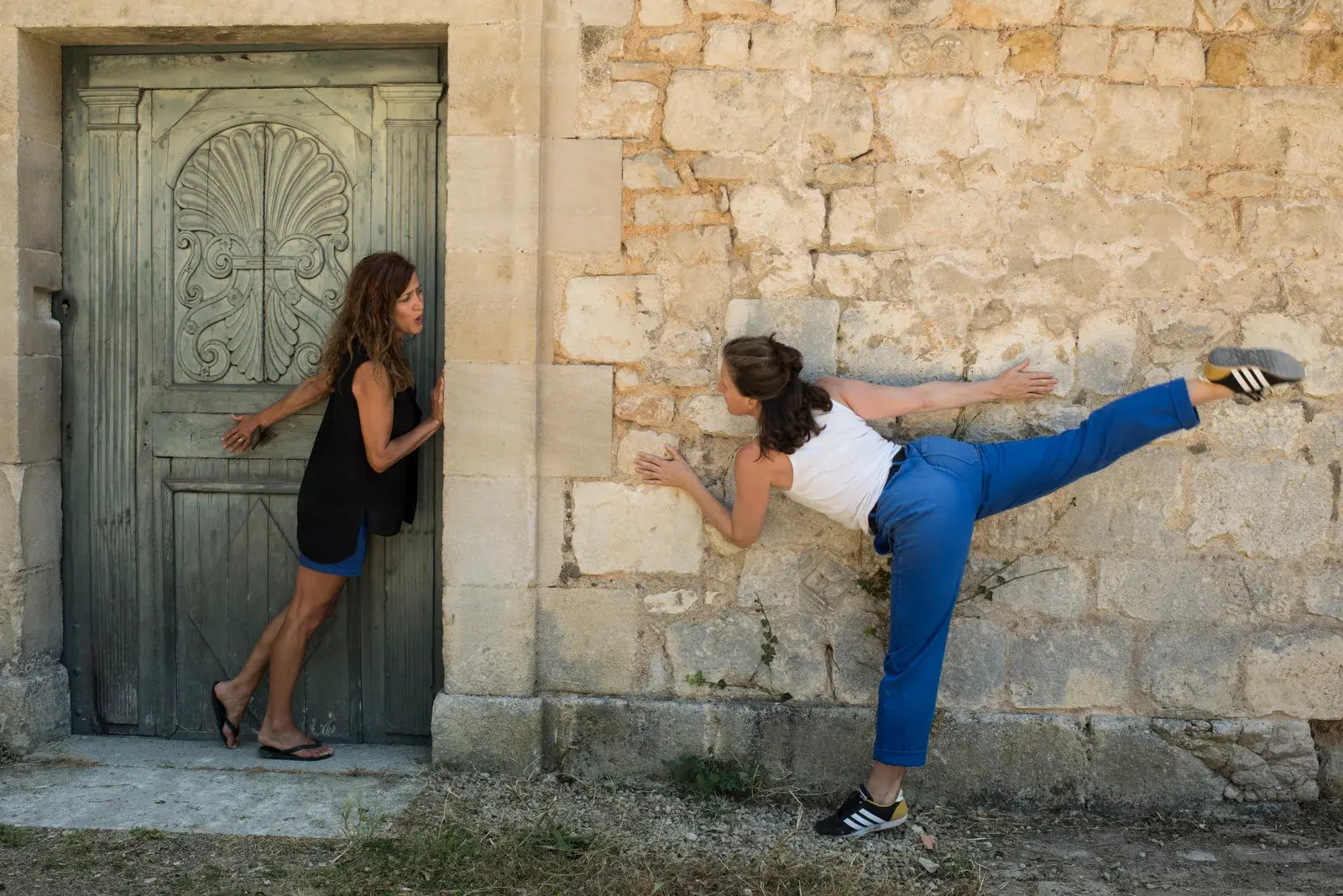 4 Surgir d'entre les murs 2