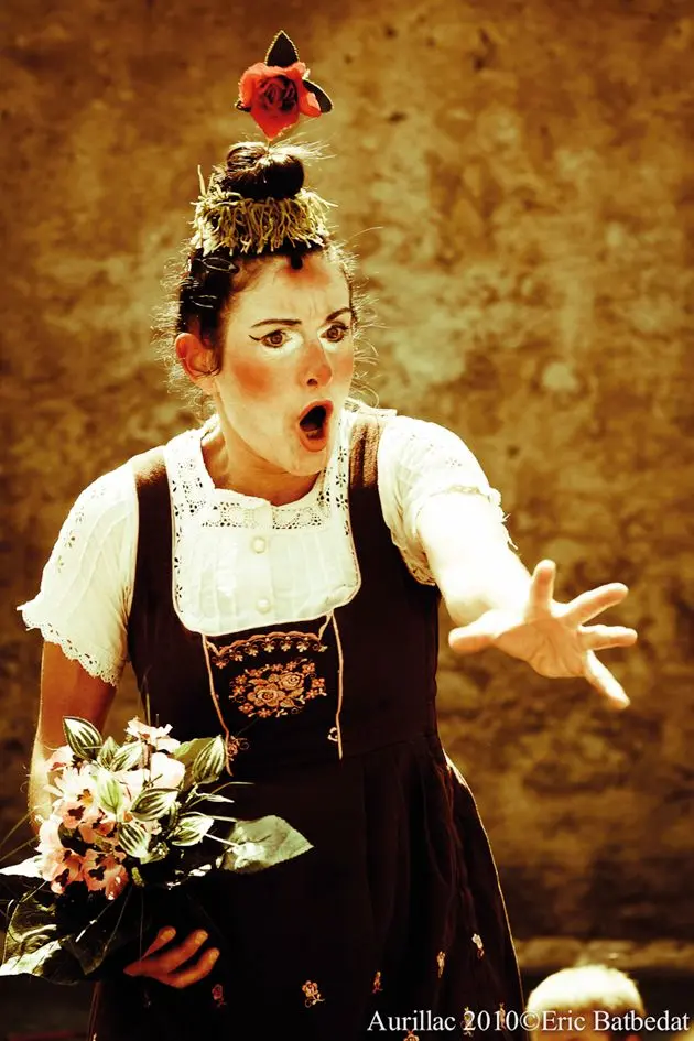 3-avril-neuvic-centre-multimedai-Rosie volt_E.Batbedat