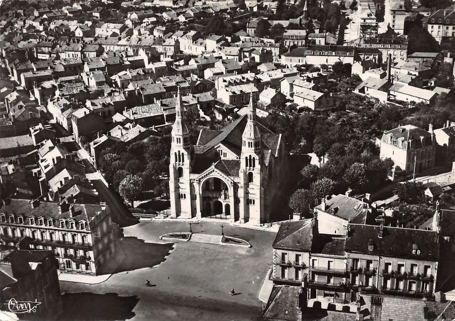 AOÛT_quartier Saint-MArtin