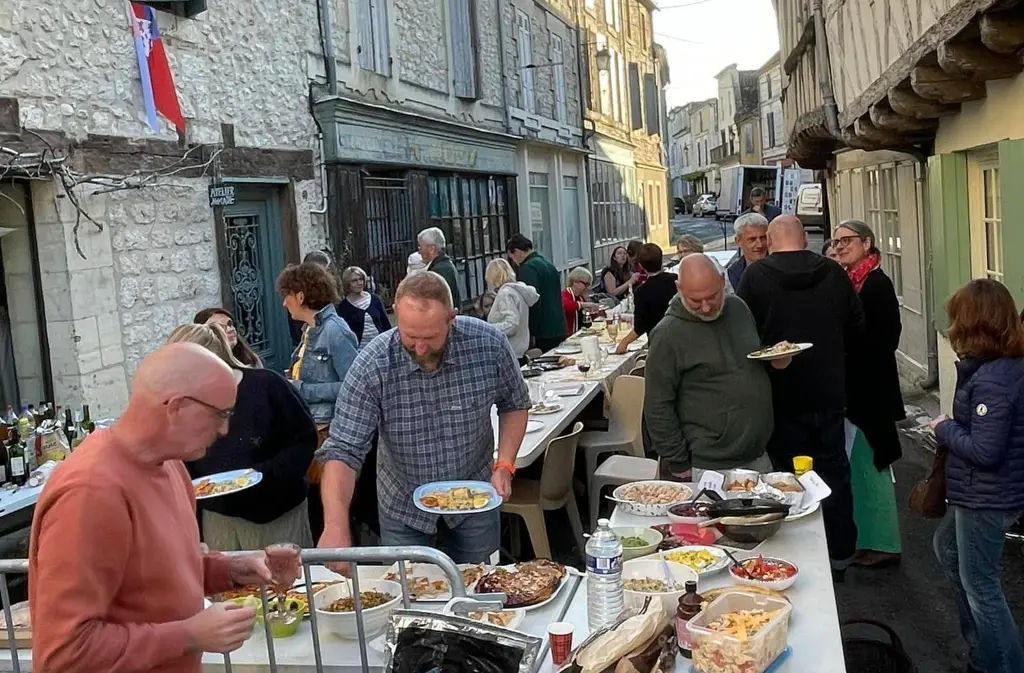 Fête-du-village-issigeac-1024-673
