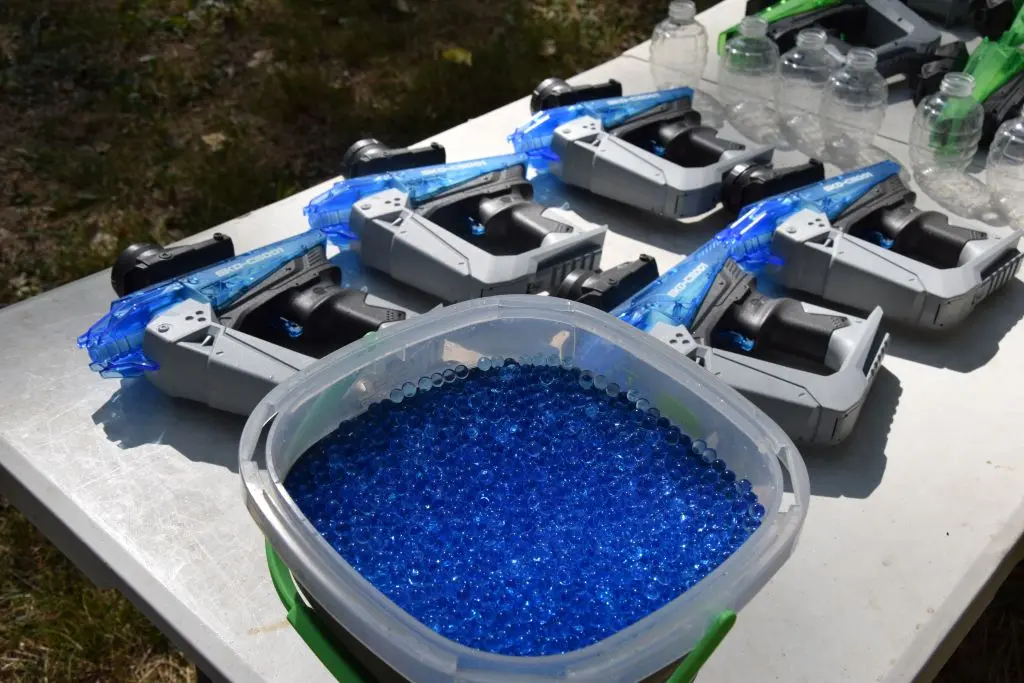 Gel-Blaster-salon-antiquites-militaires