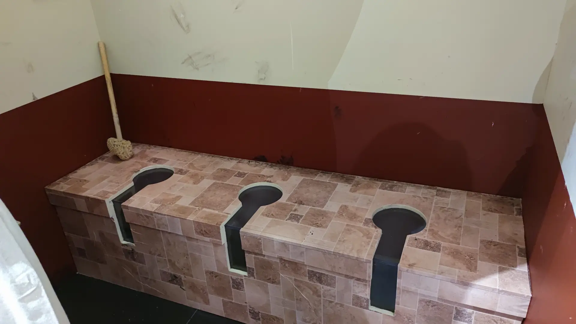 Les latrines publiques