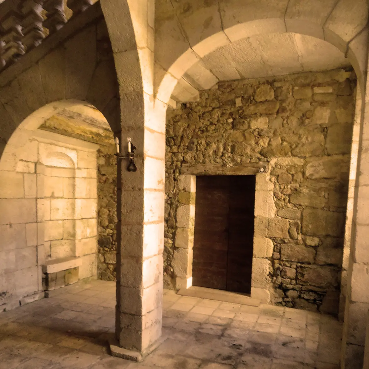 INTRIGORD - Entrée du Mysterlieu - Château de la Marthonie - Saint-Jean-de-Côle