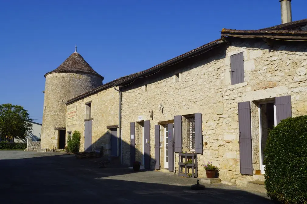 LADESVIGNES (49)