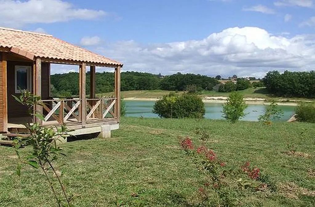 Les-Chalets-de-Dordogne-a-Razac-d-Eymet-1-2