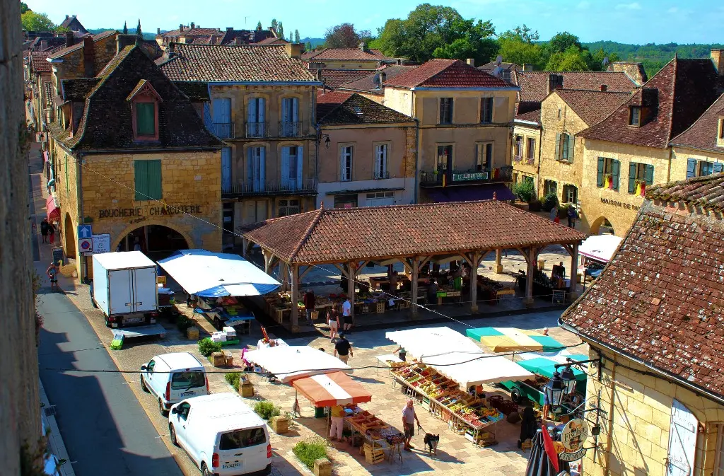 Marché Beaumont du Périgord