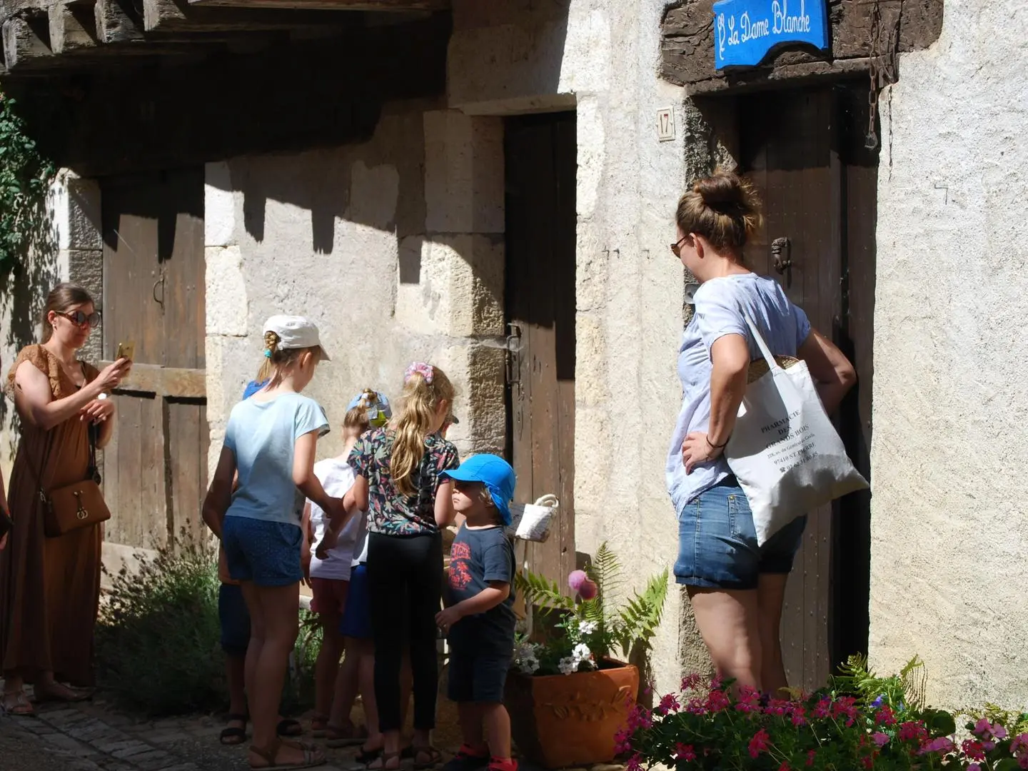 Marie et Gontran rue du fond du bourg 4 3