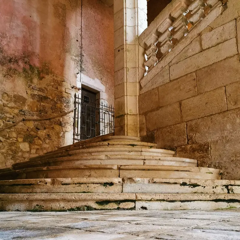 Grand escalier Château de la Marthonie