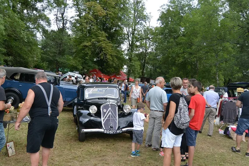brocante-stgermain-gens