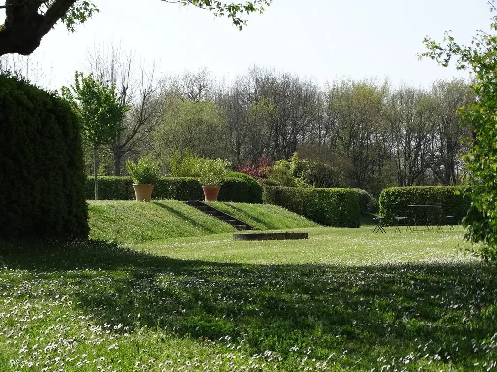 chateau-de-Puymangou