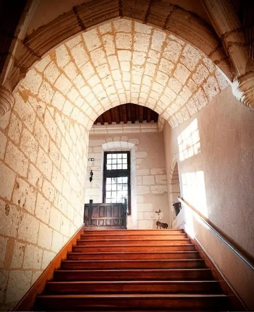 escalier-chateau-neuvic-viste-CDF2026