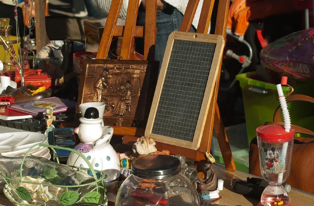 Vide-grenier Port-de-Couze