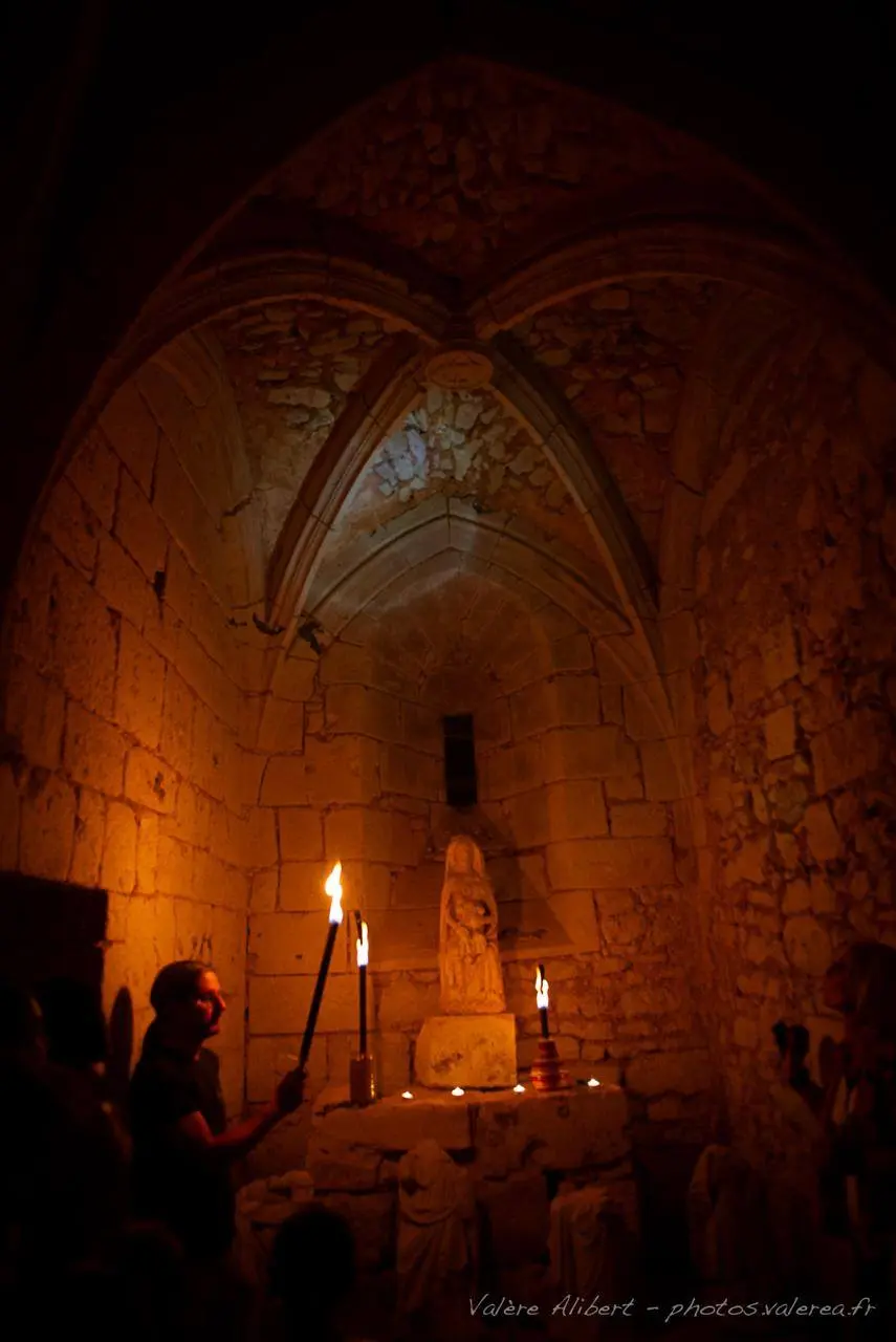 la-faye-flambeaux-chapelle