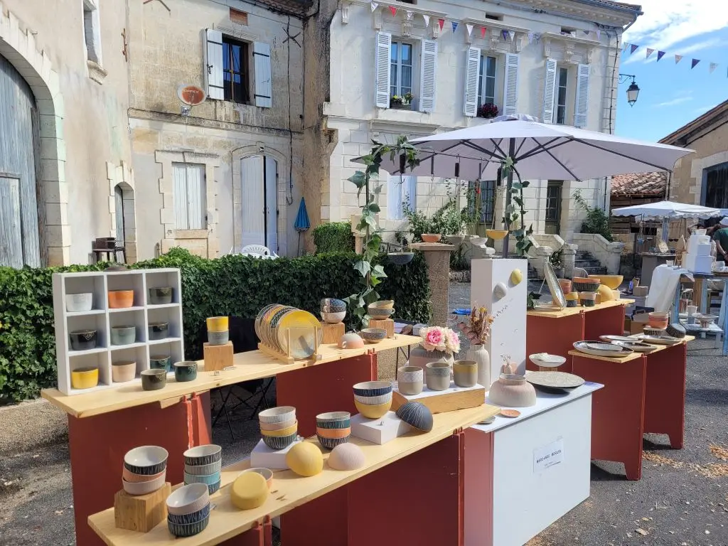 marché-des-potiers-beauronne