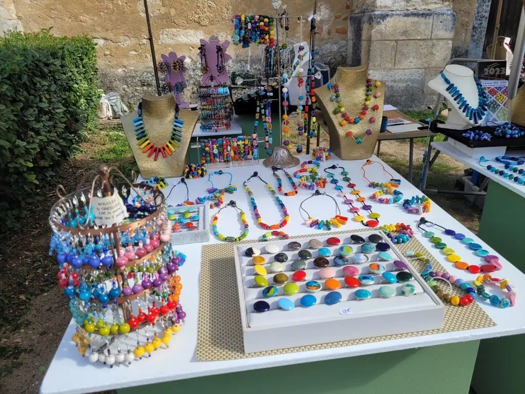 marché-des-potiers-beauronne