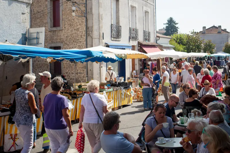 marché piegut-pluviers-.jpg