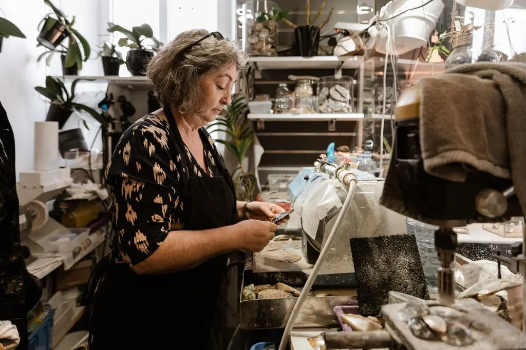 (c) atelier de la nacre