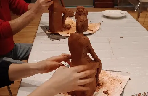 10_-_Atelier_modelage_en_famille