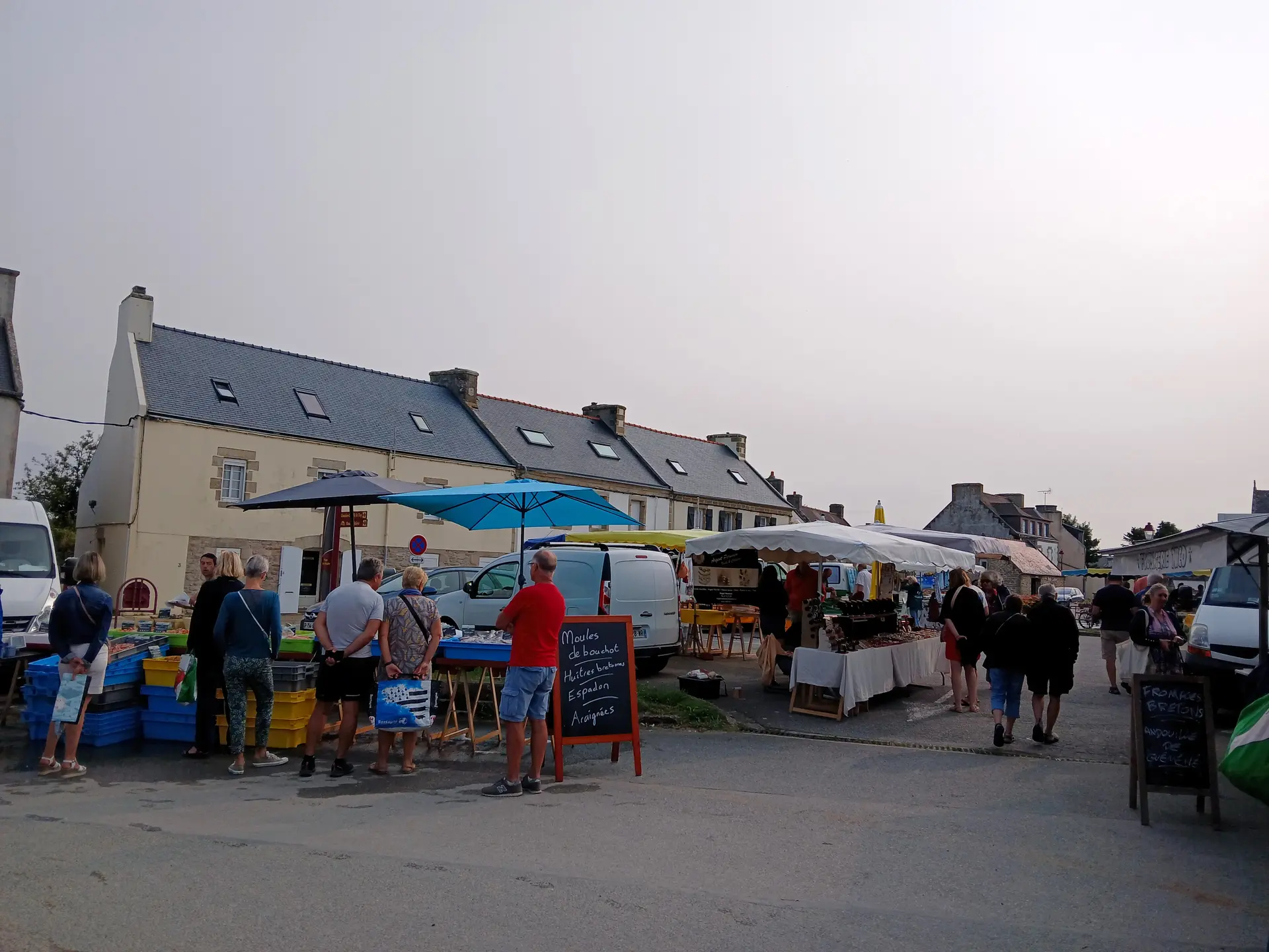 Marché Plouhinec 2024