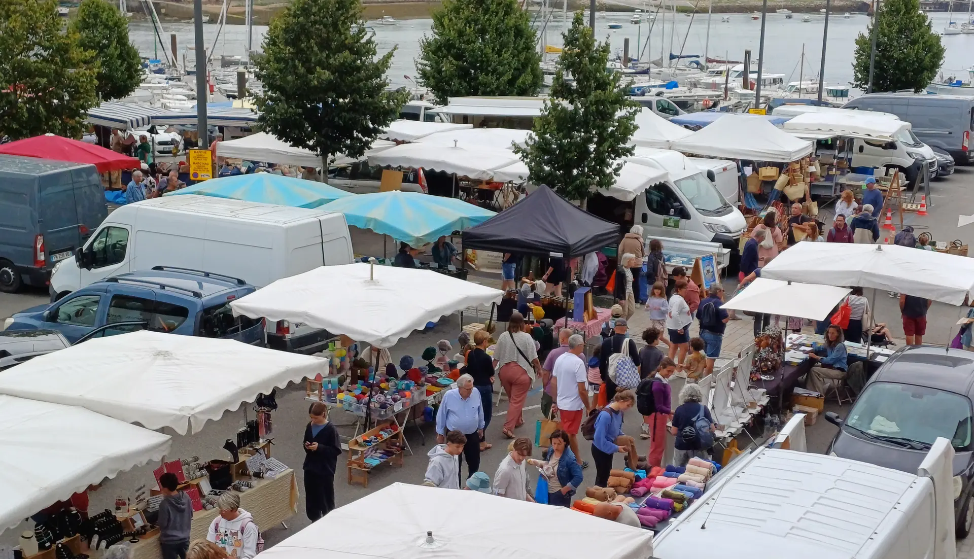 Marché hebdomadaire d'Audierne