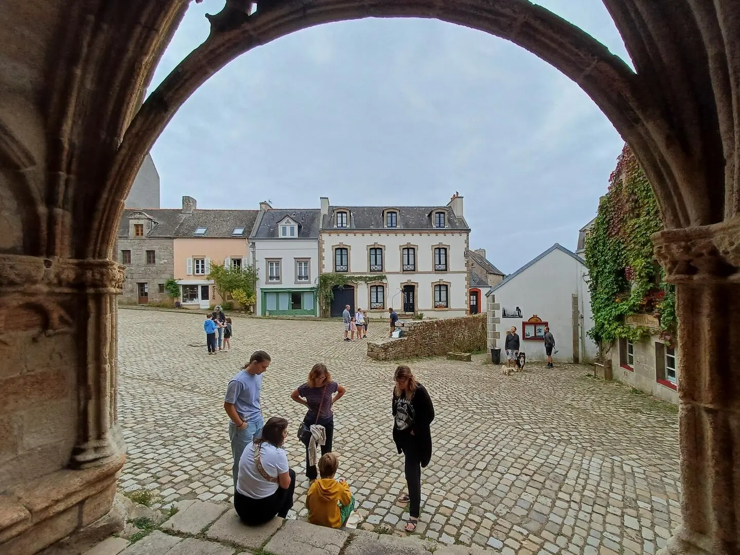 Chasse aux Kuriosités à Pont-Croix avec les Archi Kurieux