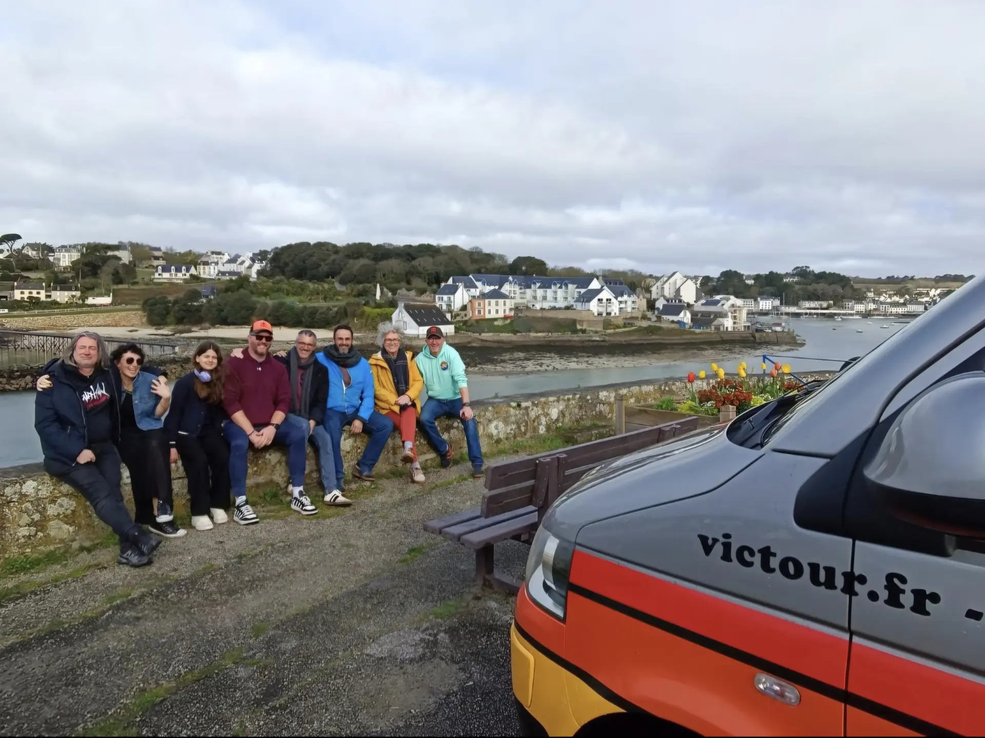 Victour