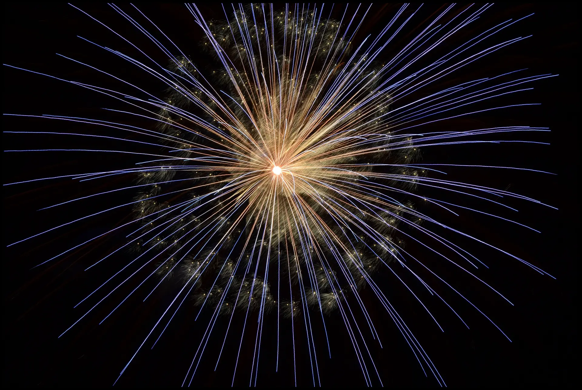 Bal des pompiers  et feu d'artifice - Plozévet - Pays Bigouden