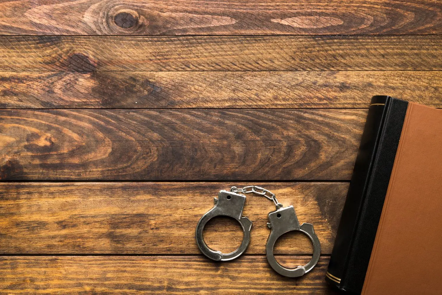 Salon livre policier - Île Tudy - Pays bigouden