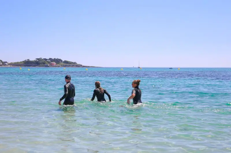 Premier bain de l'année - Penmarch - Pays bigouden