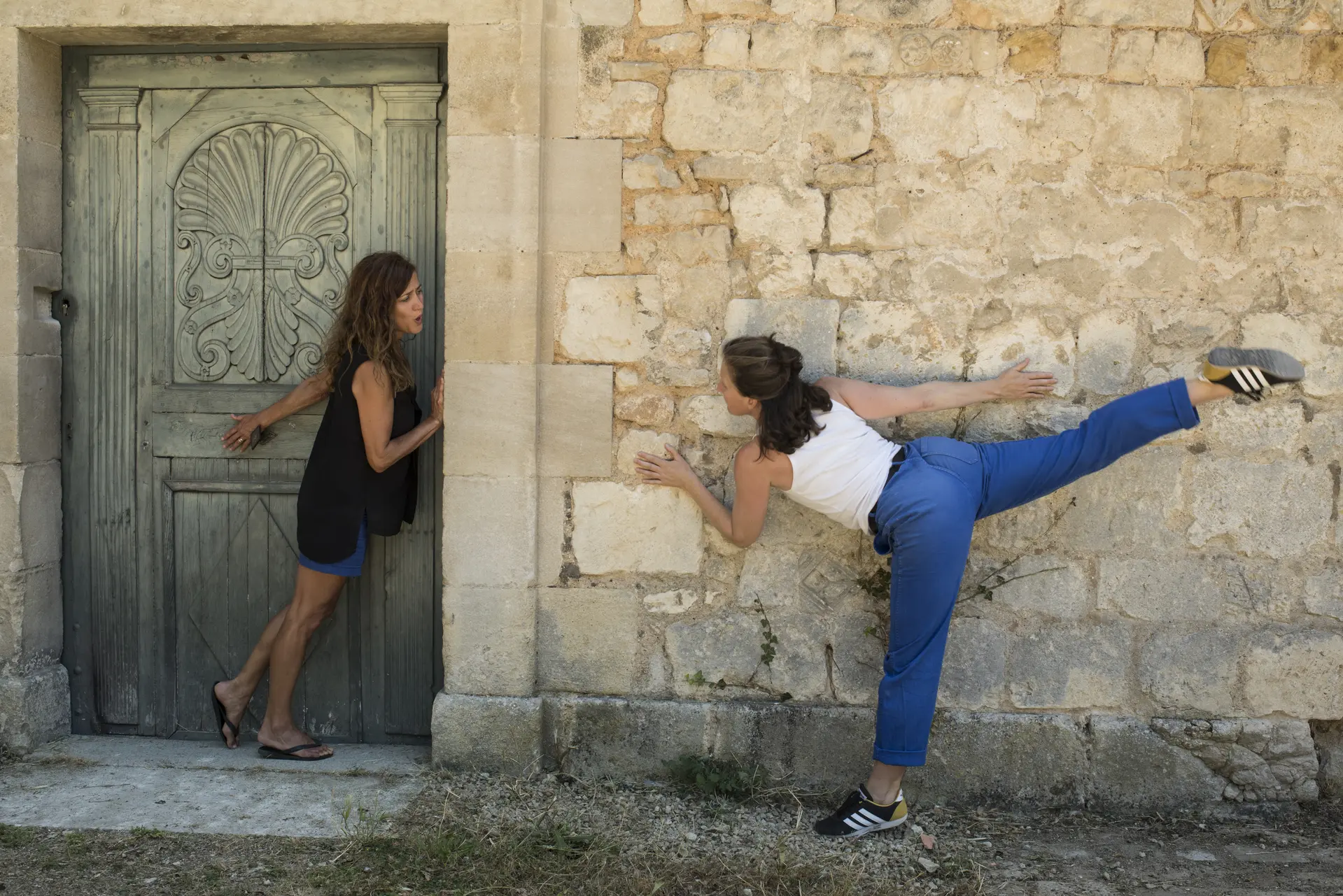 4_Surgir d'entre les murs HteDef-2@Vincent Curdy