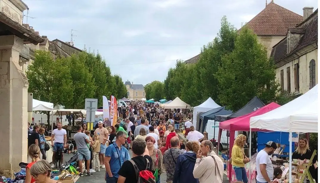 grand Vide grenier Villamblard