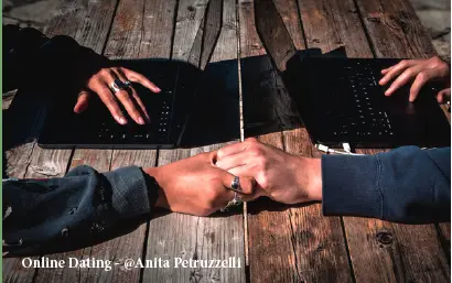 © Anita Petruzzelli-Online Dating