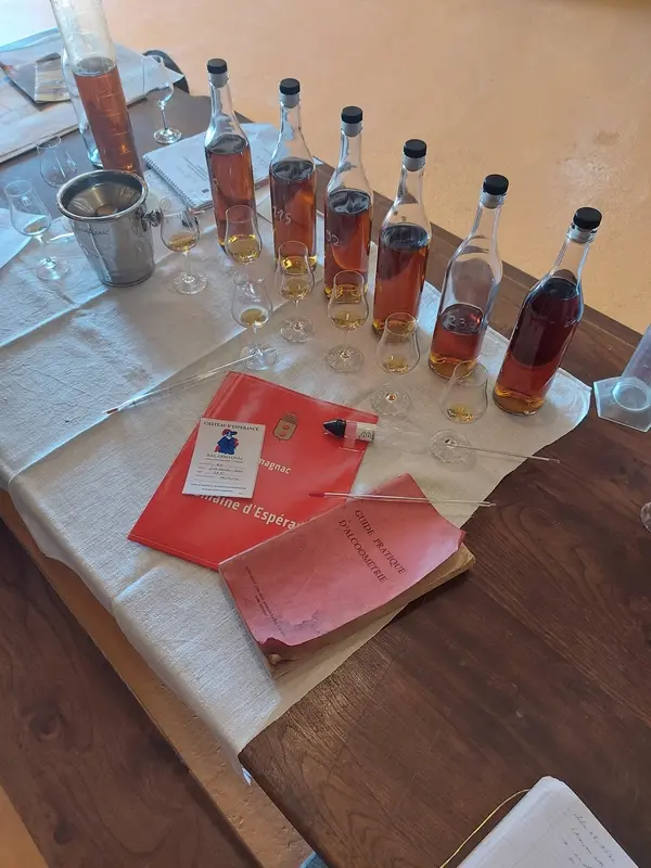 2022 - MAUV - Domaine d'Espérance - Atelier confection Armagnac - ©OT Landes d'Armagnac (3)