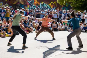 Furtives-La-baleine-cargo-Mathieu-Vouzelaud-HD3