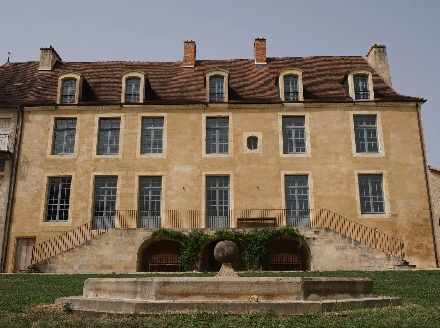 villa les roses batisse