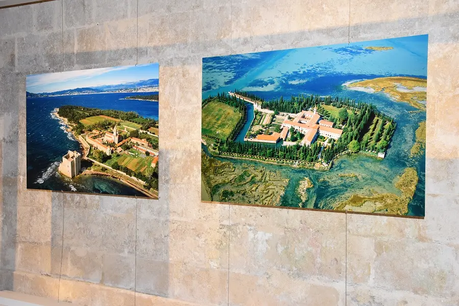 Abbaye-Arthous_Expo-YAB_0313©C.Cabodi_Dpt40