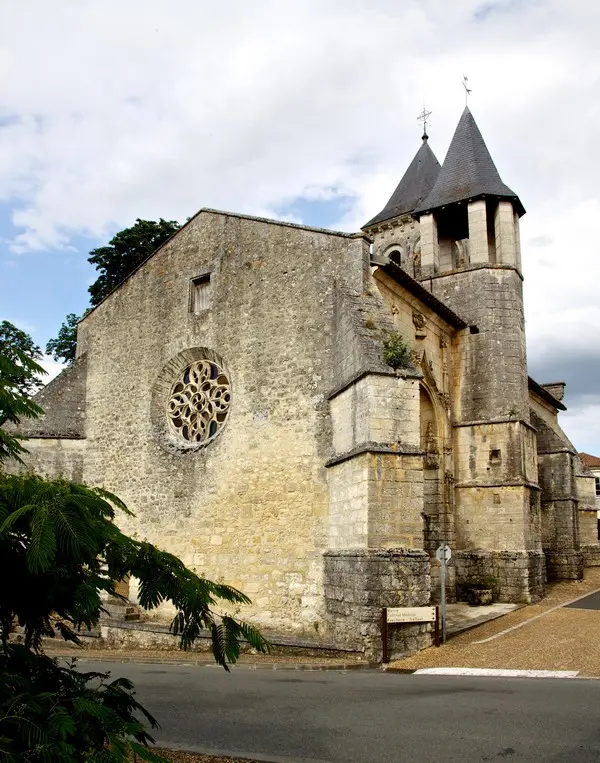 Eglise Saint-Christophe de Champagnac_1