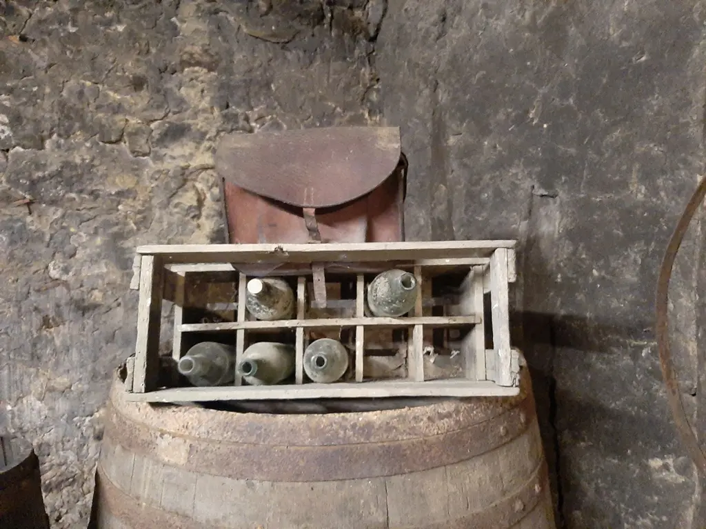 François - range bouteilles